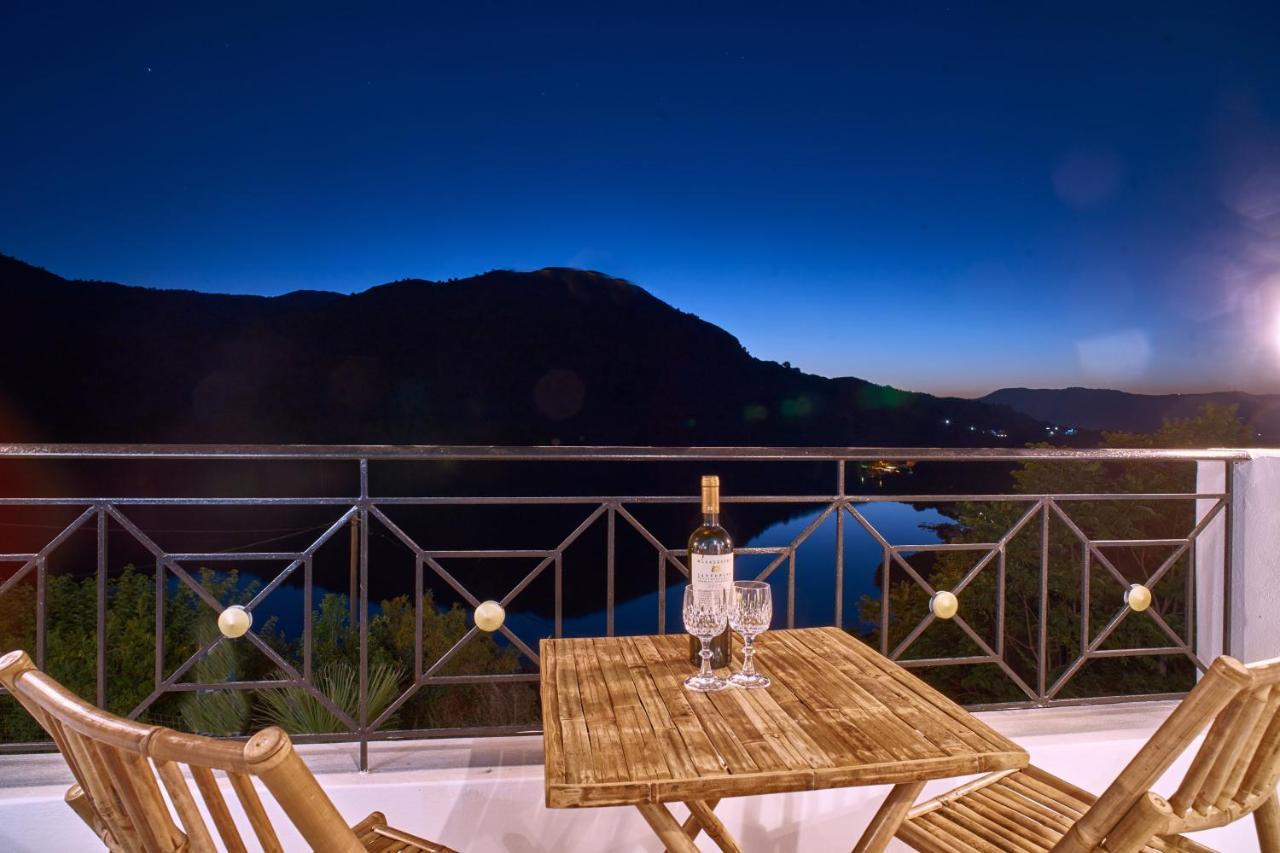 Lake View Suites Kavallos  Bagian luar foto