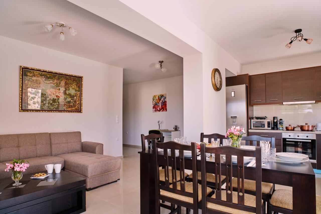 Lake View Suites Kavallos  Bagian luar foto