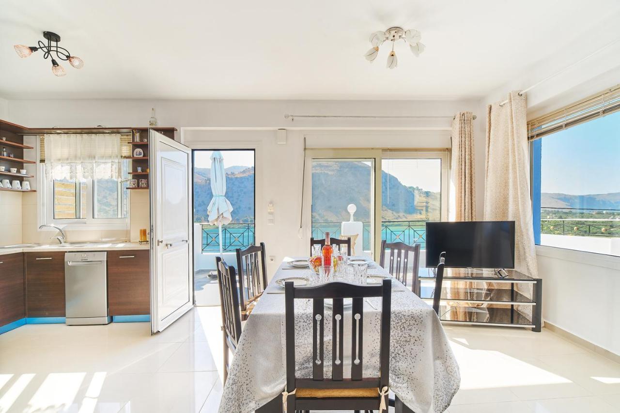 Lake View Suites Kavallos  Bagian luar foto