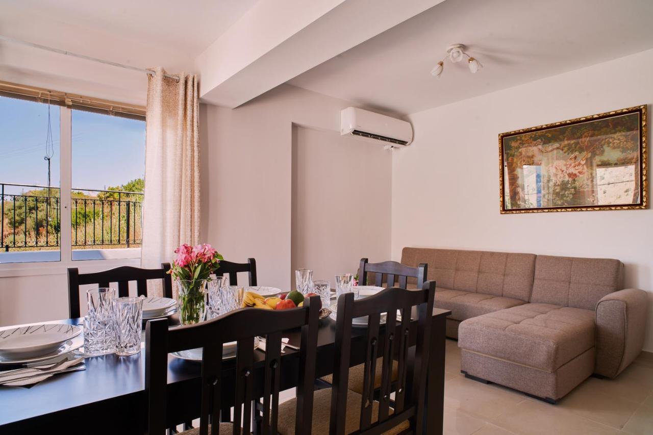 Lake View Suites Kavallos  Bagian luar foto